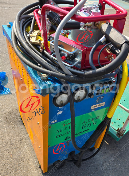 ［할인판매］대우 CO2용접기 600A / 중고용접기 풀...--0