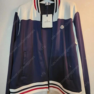 몽클레르 로고패치 집업자켓(3XL)