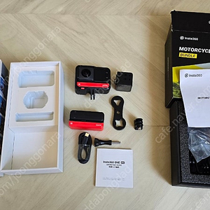 insta360 one rs twin edition + motorcycle mount