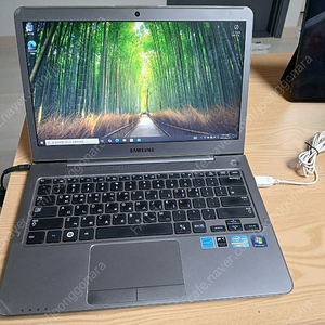 삼성 노트북 NT530U3B-A5H 모델입니다