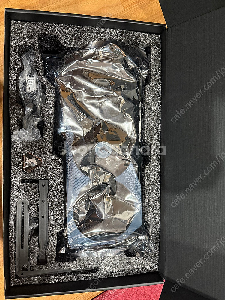 기가바이트 RTX 4090 어로스 마스터--1