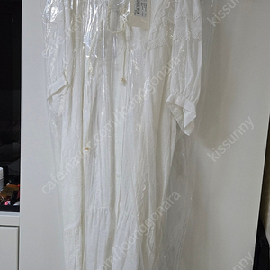 오즈세컨 벨티드 레이스 드레스 새상품