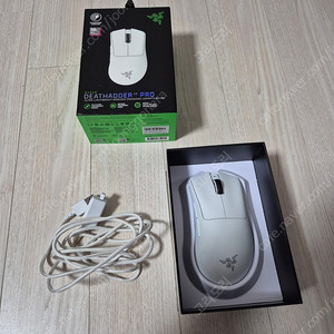 레이저 데스에더 V3 PRO 화이트 무선 마우스 판매합니다 Razer DeathAdder V3 Pro