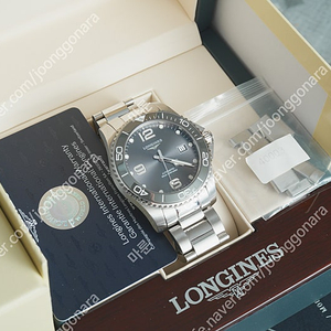 론진 하콘 그레이 팝니다 41mm