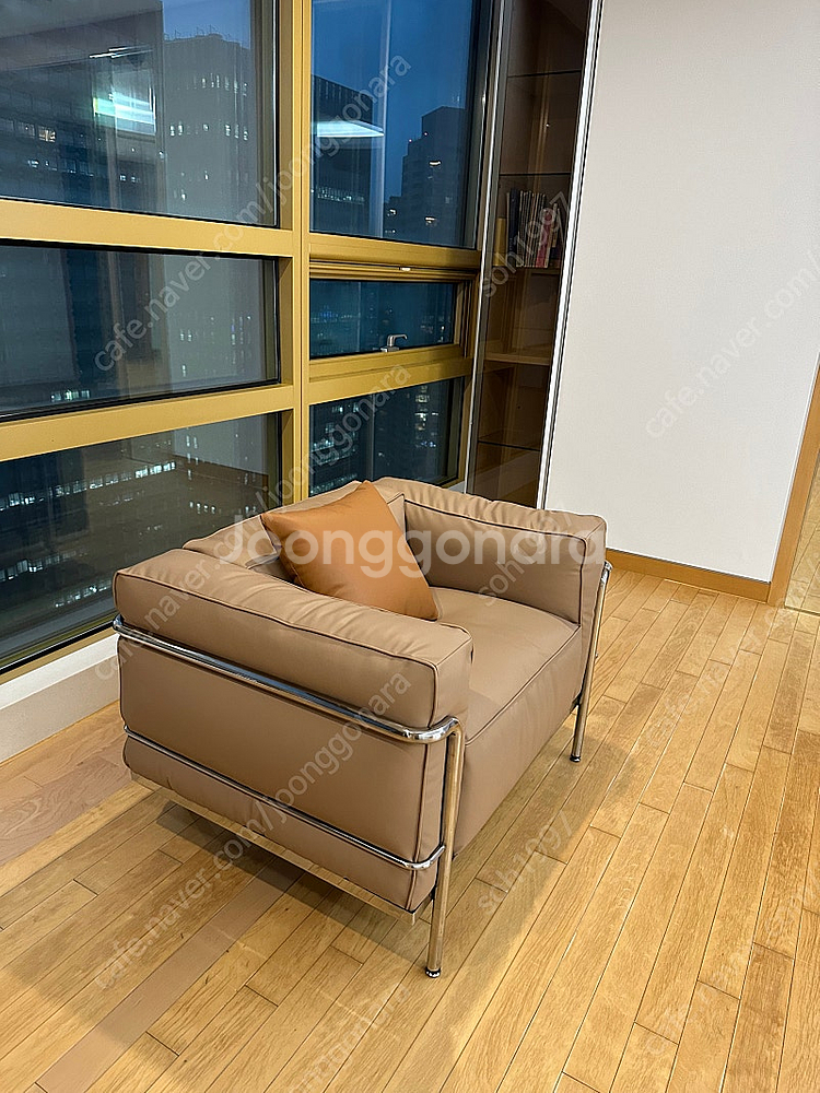 lc3 1인쇼파--2