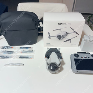 DJI 미니4프로 플라이 모어 콤보 판매합니다.