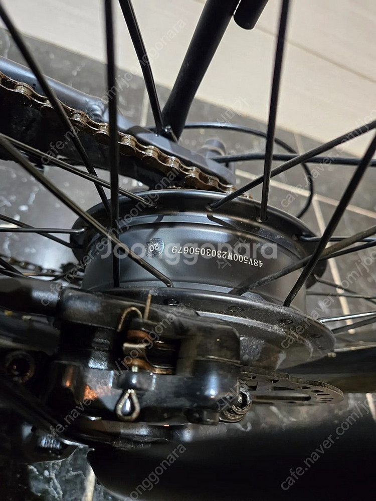 23년식 퀄리 Q투어 500w 48v 블랙 전기자전거--8