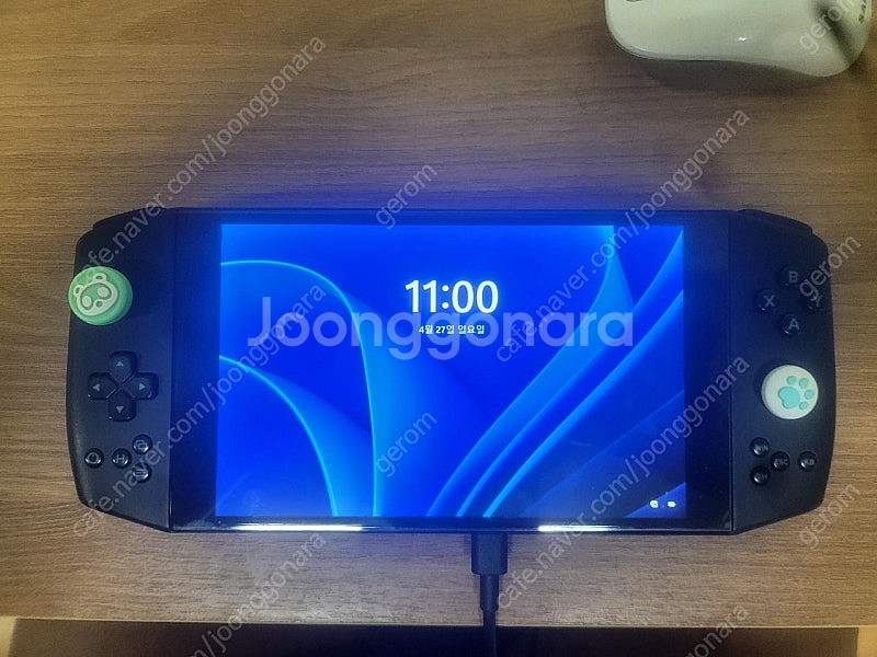 아야네오 2021 4500u umpc 판매 합니다.--2