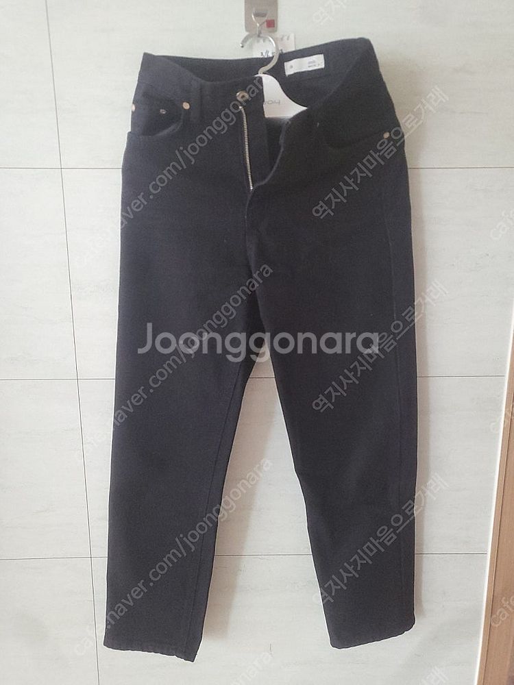 드온도 블랙바지 s사이즈 새상품급입니다 5만가까이구입--0