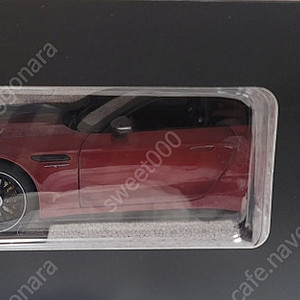 벤츠 오리지널 1:18 AMG SL63 로드스터 R232 자동차모형 다이캐스트 피규어 팔아요!