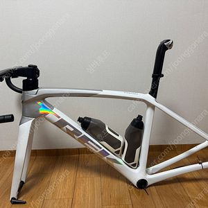 22년형 TREK 트렉 에몬다 SL7 프레임+핸들바 (190만원)