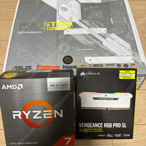 5800x3d + rog strix b550-a + 벤전스 16+16 32g 화이트 컬렉션(가격인하)