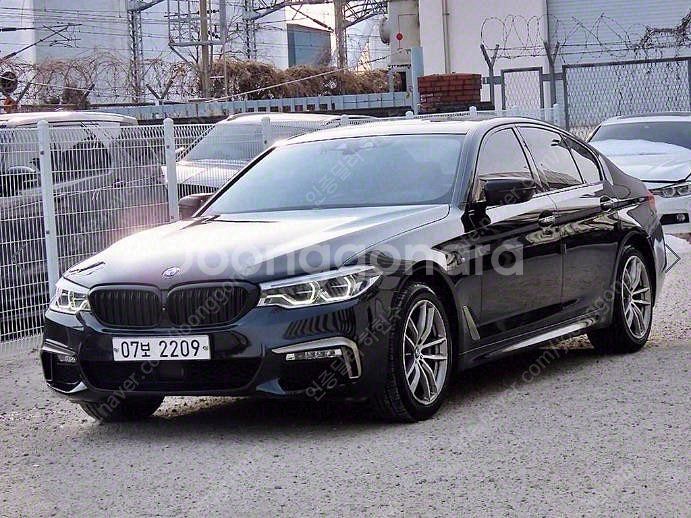 @17년식 5시리즈(7세대) 530i xDrive M스...--2