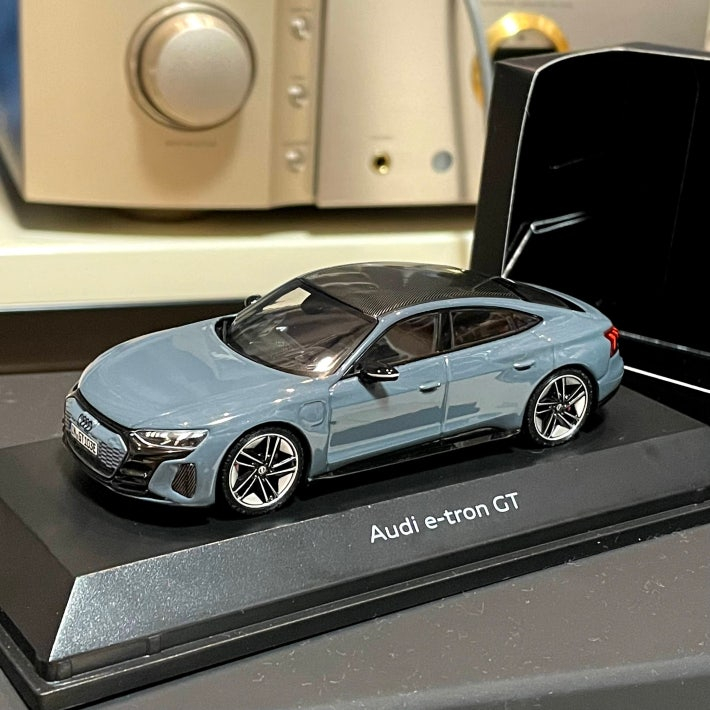 1:64 1:43 핫휠 RLC 교쇼 미니챔프 스파크/ BMW 아우디 포르쉐 벤츠 다이캐스트 할인 판매. 이미지