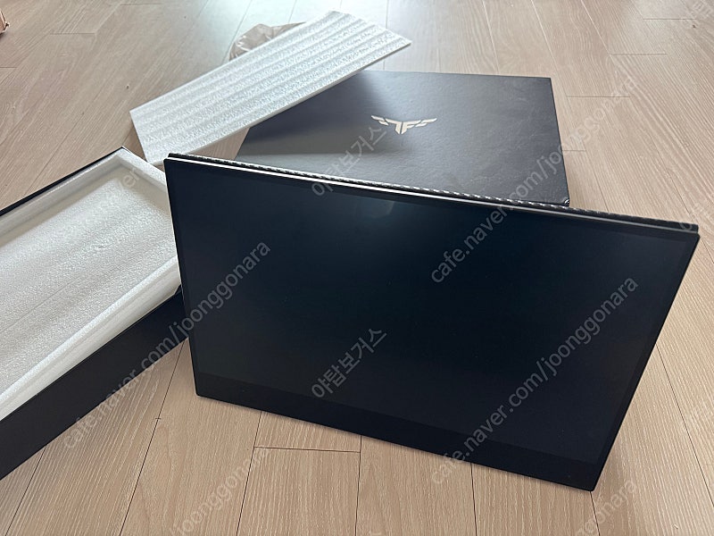 한성컴퓨터 포터블 모니터 판매합니다 tfx156t