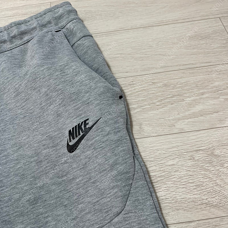 나이키 트레이닝 바지 테크팩 이미지