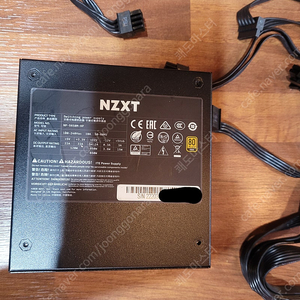 NZXT S650풀모듈러 ITX SFX 골드 파워서플라이