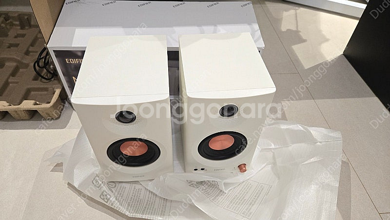 에디파이어 mr3 흰색--1