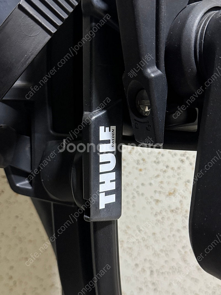 툴레 598프로라이드 자전거캐리어 판매합니다.--0