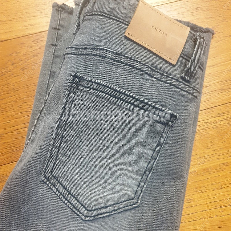 뀌베 데님 판매합니다. 새상품--2