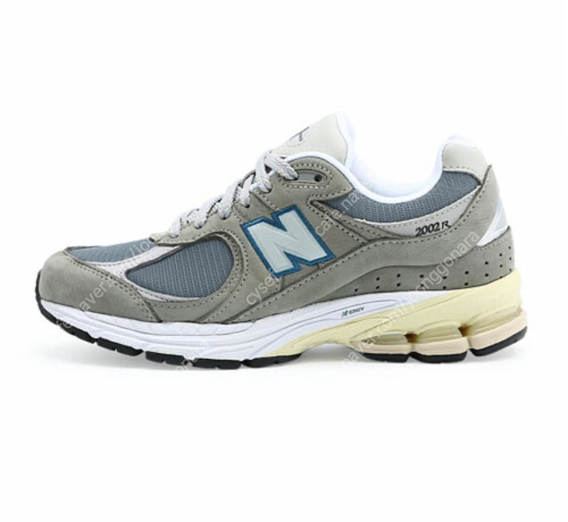 뉴발란스 m2002 rna 265사이즈 (us8.5) 새제품 팝니다. 이미지
