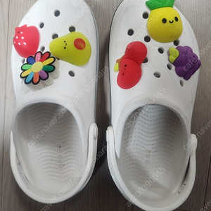 크록스J3 225 화이트 지비츠포함 택포 2.5