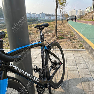 피나렐로 라자 및 장비 저렴하게 판매합니다