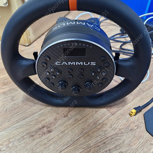Cammus c5 lc100 레이싱휠 3페달 팝니다
