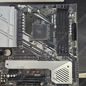 X570 asrock x570m pro4 메인보드 (대구직) M-ATX 사이즈