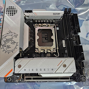 msi z790i edge 팝니다