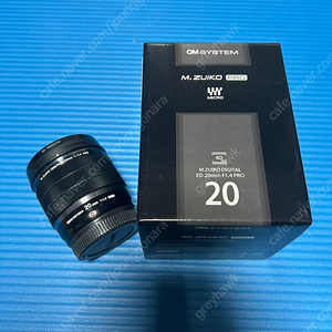 올림푸스 om system 20mm f1.4 pro 팝니다.