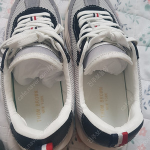 톰브라운 레플