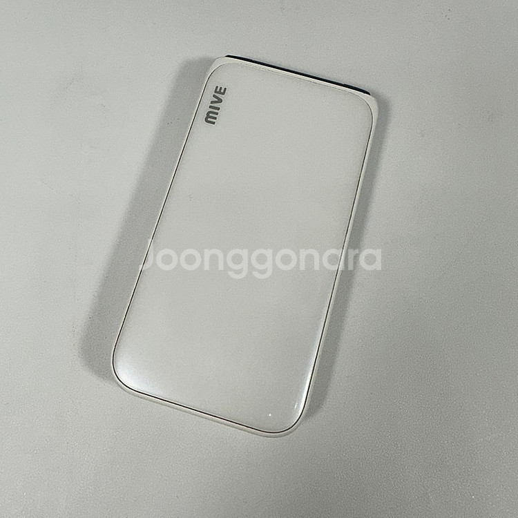 M120 ] 스타일폴더 화이트 32기가 6.5만 판매합...--1