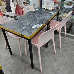 테이블, 의자(카페, 음식점, 무인라면)