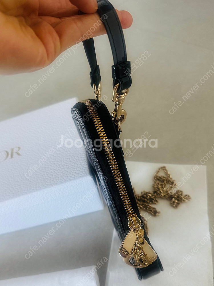디올 휴대폰 홀더 에나멜가방--1
