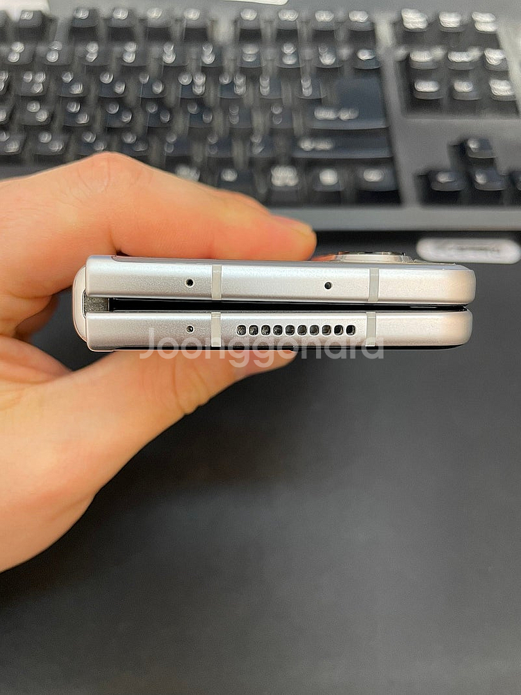 갤럭시Z폴드3 실버 256GB 무잔상 가성비좋은 중고3...--6