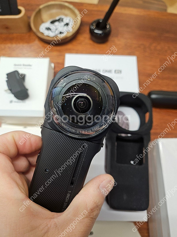 인스타360 rs 1인치 360에디션 +추거베터리 +2...--2