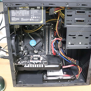 인텔 i7 4770 본체.