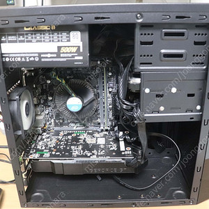 인텔 i3 6100 본체.