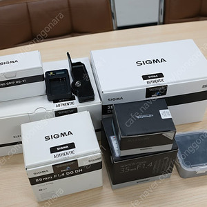 Sigma FP L 카메라 및 렌즈 판매