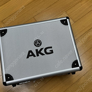 AKG C414 XL2 콘덴서 마이크 풀박스 110만에 팝니다