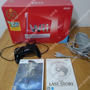 닌텐도 Wii (위) 슈퍼마리오 25주년 기념판 (일본판)