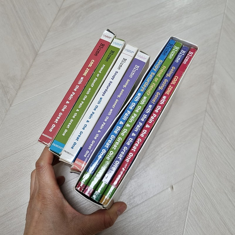 정품 주디블룸 Judy blume with the pain and the great one 챕터북 4권+ cd 4종... 이미지