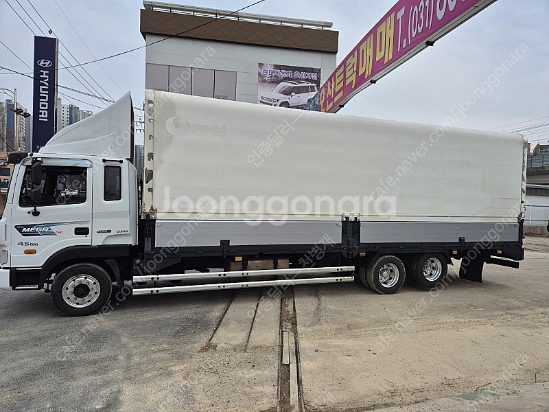 **오토밋션**현대 메가트럭7.5톤후축 윙바디//골드280마력//윙제원(길이8200*높이2540*폭2400)//20...--7