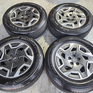 $$ 임판 싼타페 하이브리드 17인치 휠타이어 235 65 17 판매