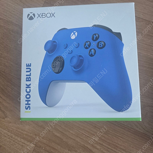 XBOX 컨트롤러4세대 및 충전기 합쳐서 팔아요.