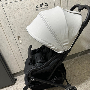 와이업 지니제로3 휴대용 유모차