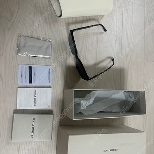 젠틀몬스터 선글라스 판매 합니다. 각각 가격입니다.