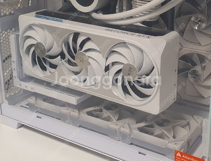Gigabyte 4090 aero 판매합니다.--0