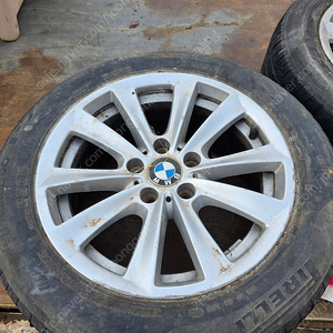 bmw f10 휠 17인치 2짝 포터 스타렉스 확인하세요